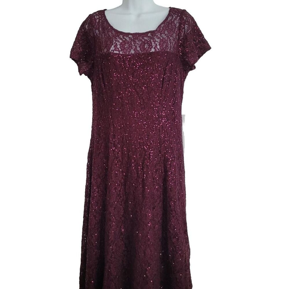 SLNY Women's Wine Red Dress